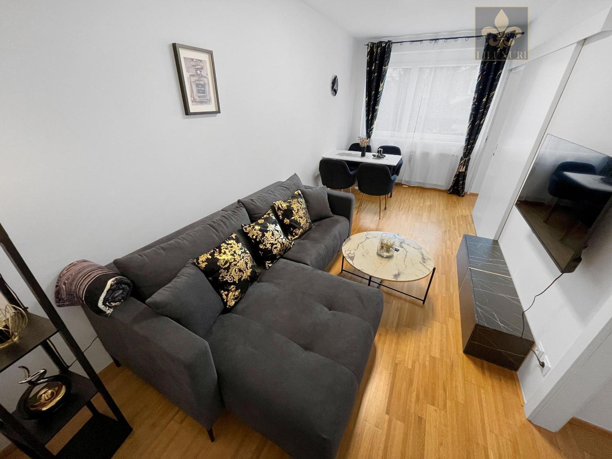 Apartment In Uni - & Lkh Naehe กราซ ภายนอก รูปภาพ