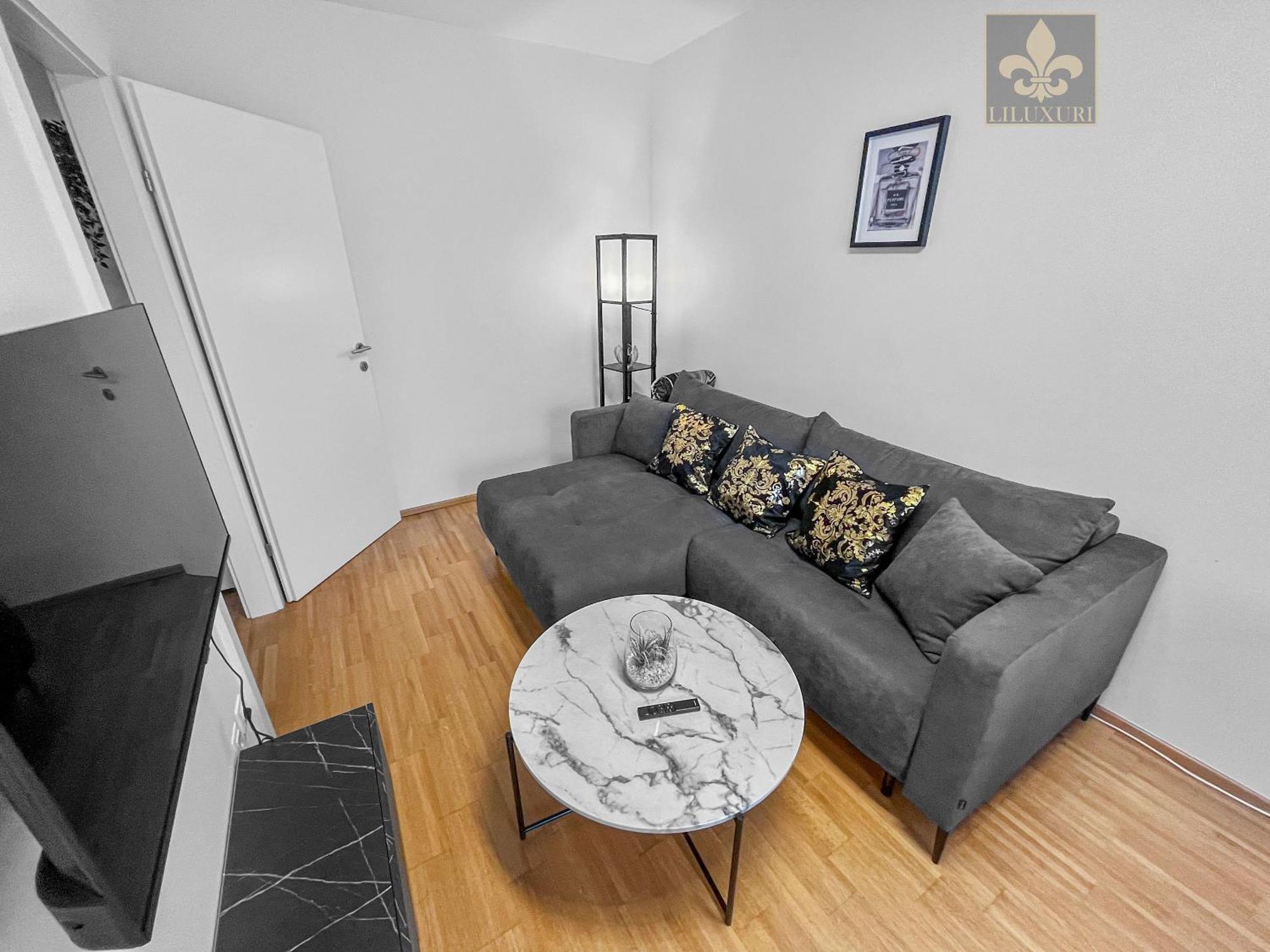 Apartment In Uni - & Lkh Naehe กราซ ภายนอก รูปภาพ